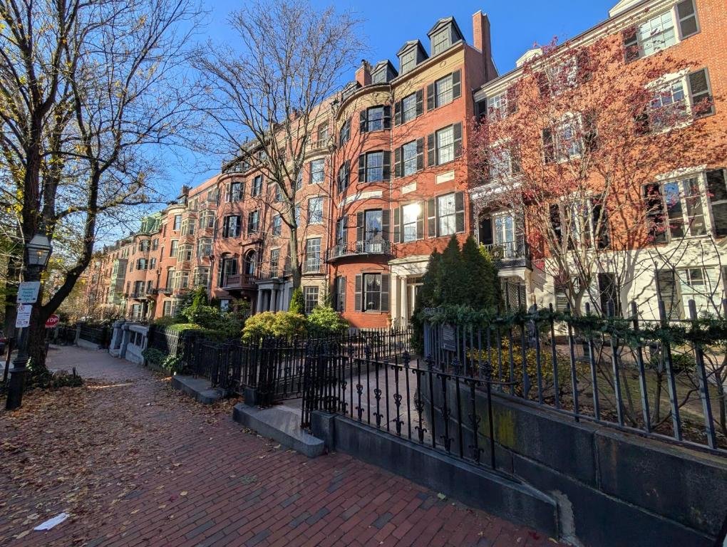 Boston Brahmin Neighborhoods