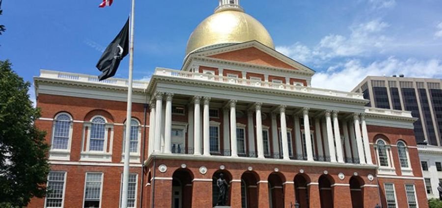 Sketch of Massachusetts State House and gas lamp
