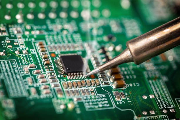 Soldering close-ups