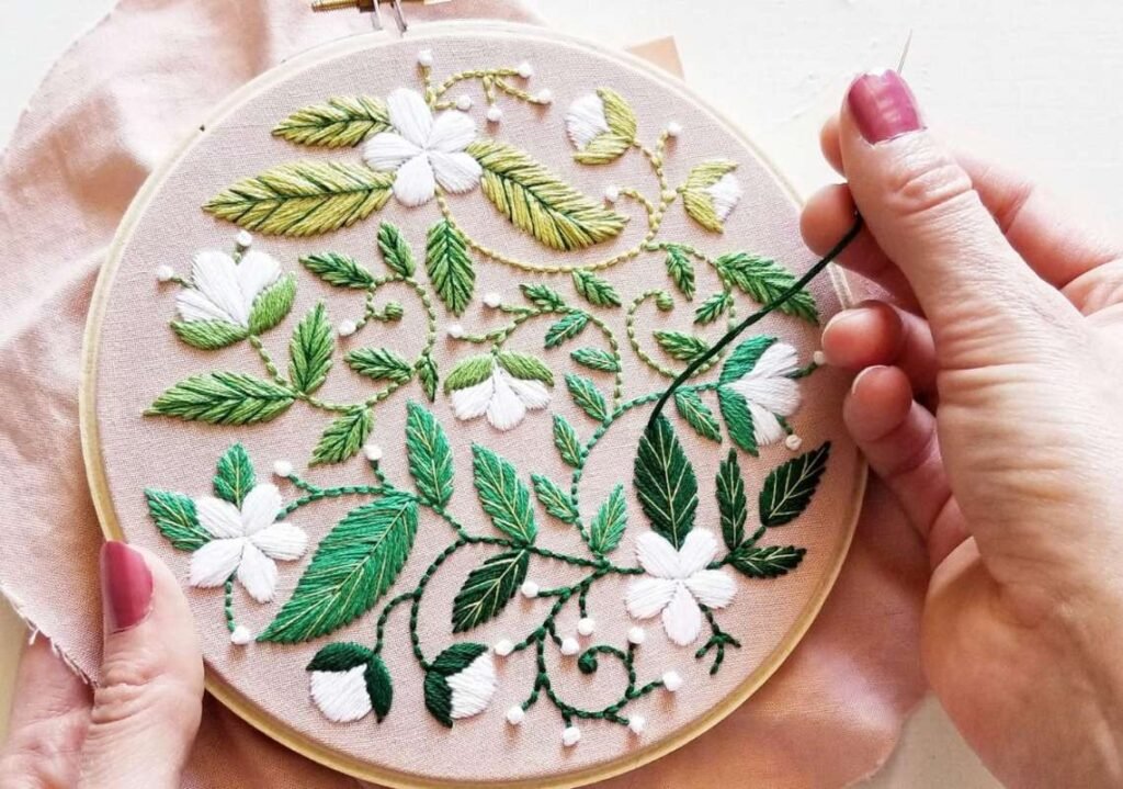 chikankari and zardozi embroidery