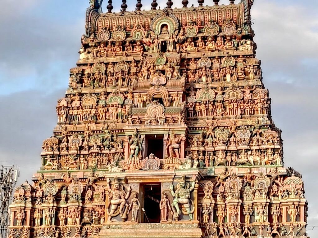 Depicting the Divine: Gods, Dancers & Guardians